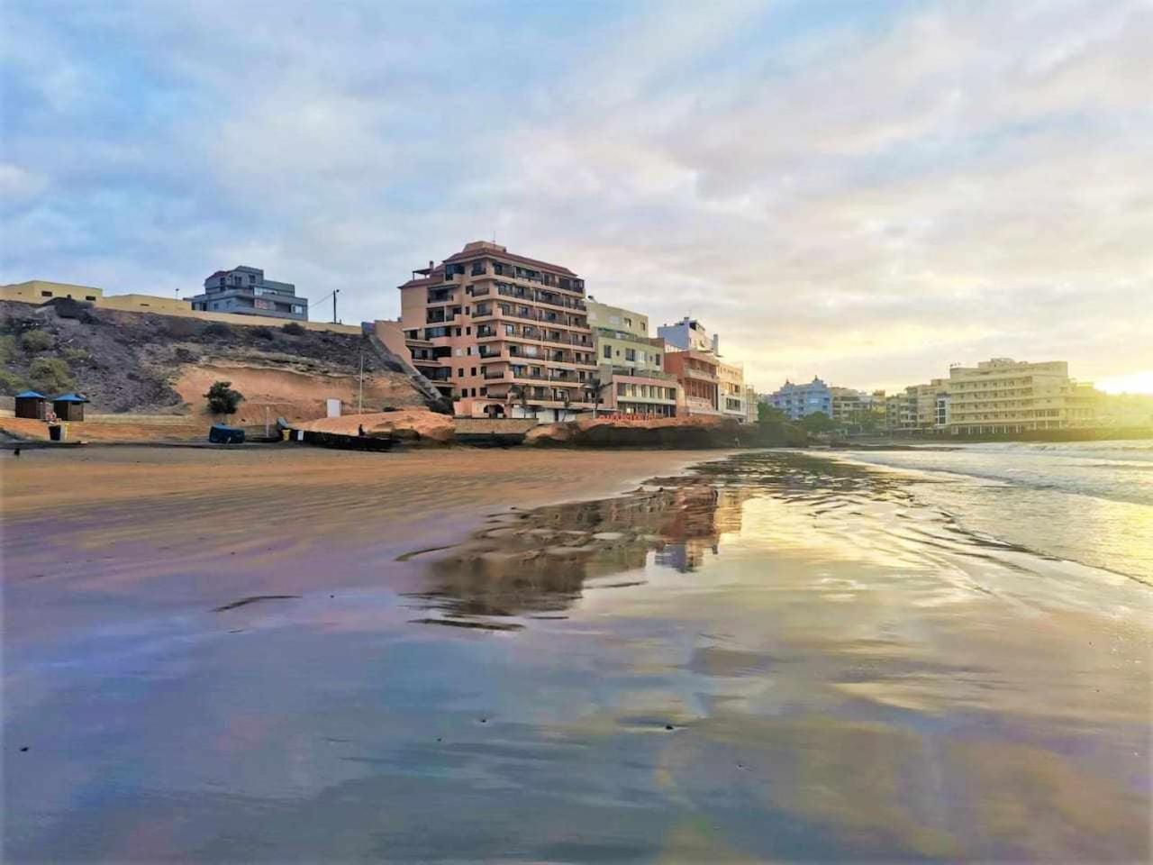 Apartamento Rentenerife Sand & Sea El Medano Екстер'єр фото